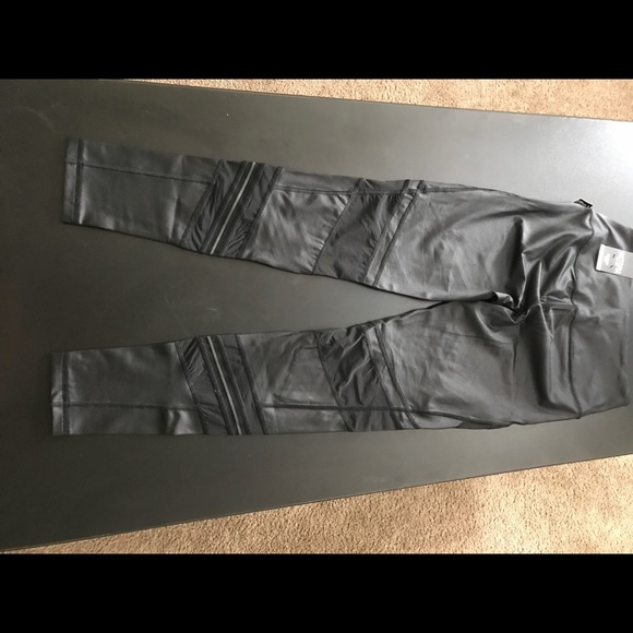 Knockout By Victoria Secret tight - Picture 8 of 8